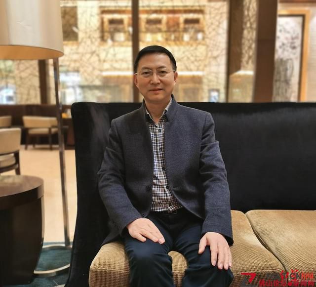 全国人大代表甘华田：建议取消中考、普及高中，实行小学到高中十年制基础义务教育